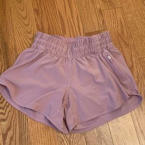 LULULEMON Discontinued Lilac Tracker Shorts 4” Inseam
